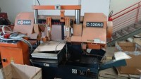 Semi-automatic metal cutting machine