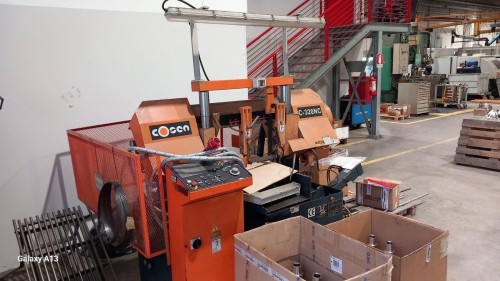 Semi-automatic metal cutting machine